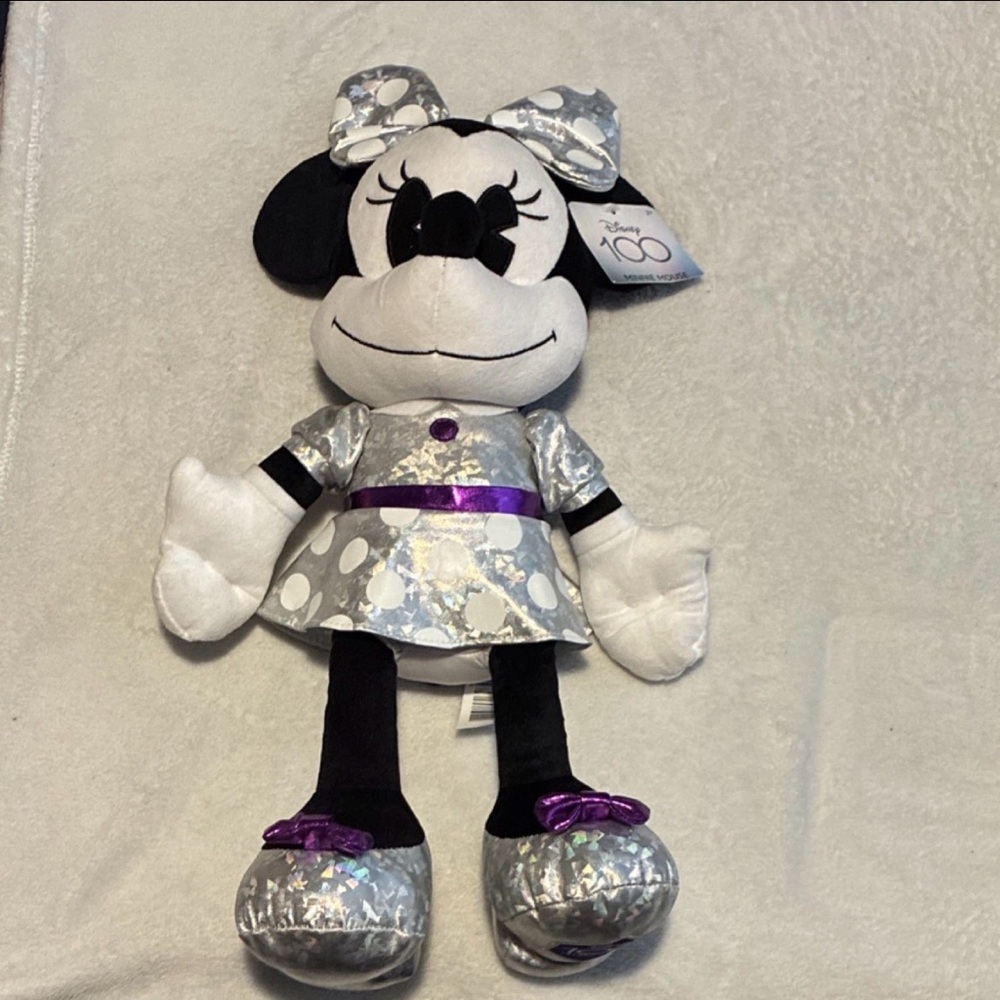 2023 Disney 100 Years of Wonder Minnie Mouse Jumbo Plush Doll